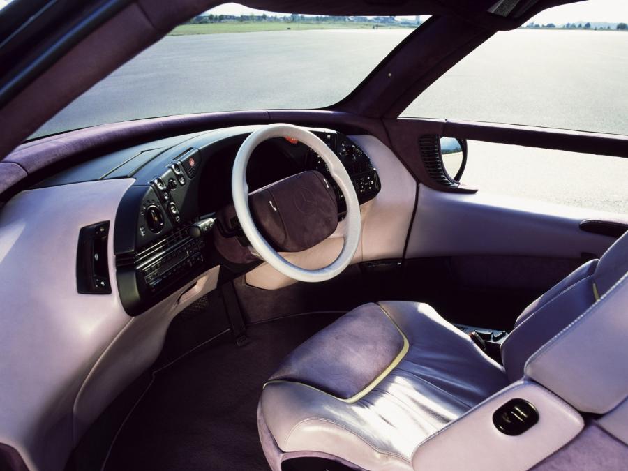  Mercedes-Benz F100 Concept 1991 года  (фото 3 из 12)